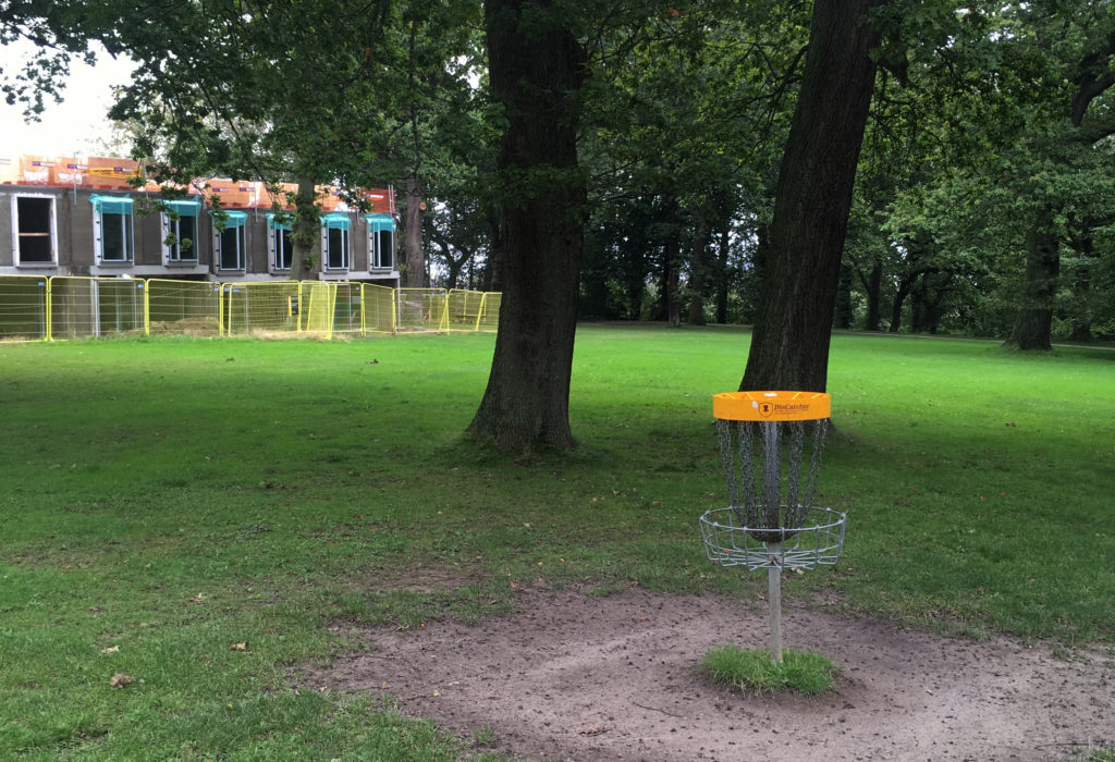 Du kan fortsat spille Disc Golf